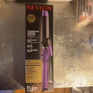 Revlon 1 1/4” Ceramic Curling Iron
